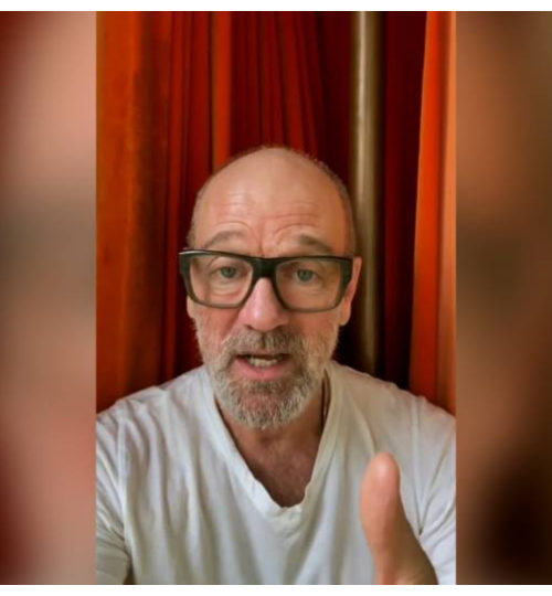 michael_stipe_sings_from_home