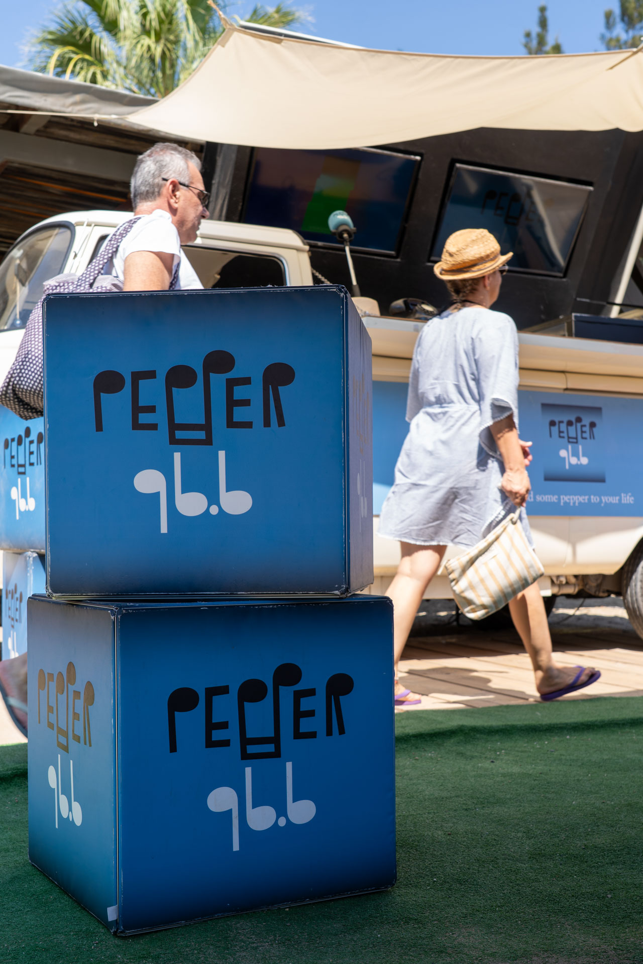 1920px-Pepper-DVK06464